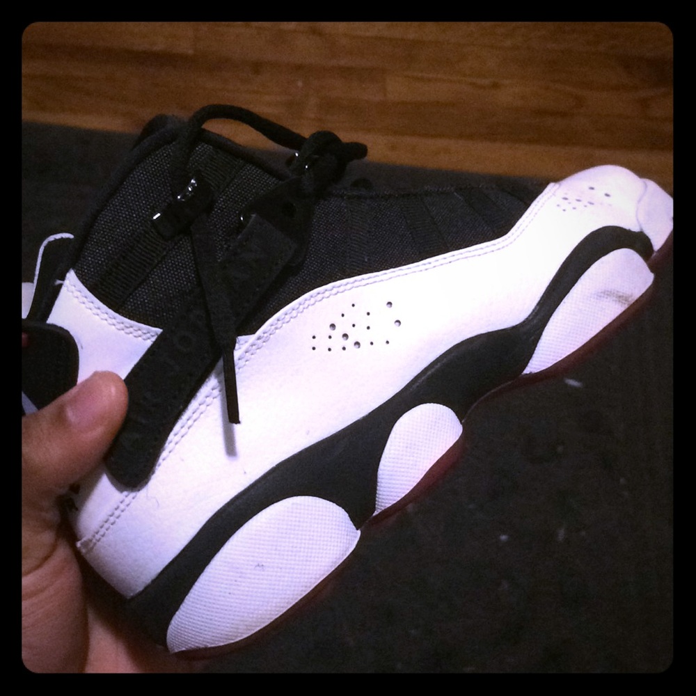 Jordan 6 rings White/Black/Red